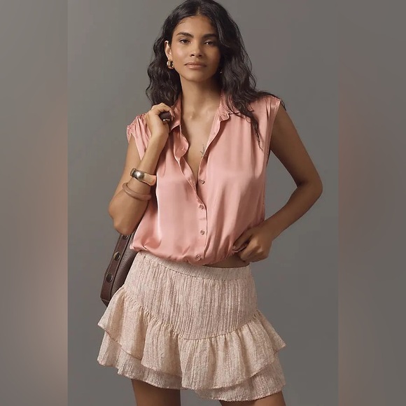 By Anthropologie Tops - By Anthropologie Cinched Buttondown Blouse (Size L)